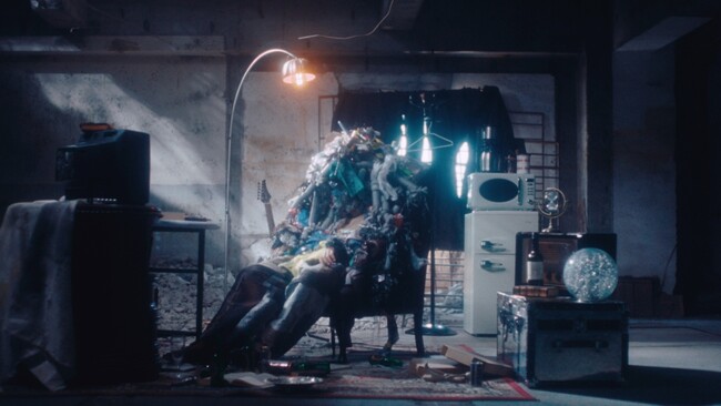 キタニタツヤ×なとり「いらないもの」のMusic Videoが11月7日(木)20時にプレミア公開決定。