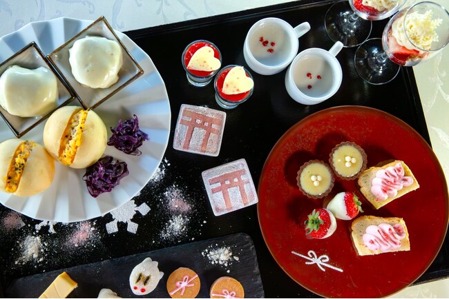 【苺のアフタヌーンティー『縁結び』】京都 平安神宮会館にて、縁結びのパワースポット 平安神宮参拝からの苺づくしのカフェフリースタイル　｜12/12(木)・16(月)・27(金)3日間のみの冬季限定提供