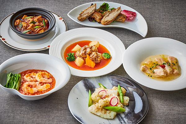 【ホテルメトロポリタン】お好みの主菜とお食事が選べる組み合わせ自由な「翡翠(ひすい)ランチ」