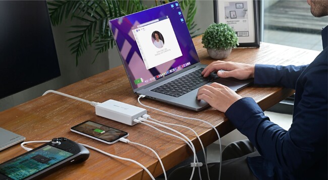 j5create、最大合計185Wの高出力で3台のデバイスを同時に充電可能なノートPC用充電器『JUP37185W 185W GaN PD3.1 3ポート USB急速充電器』を11月8日に発売