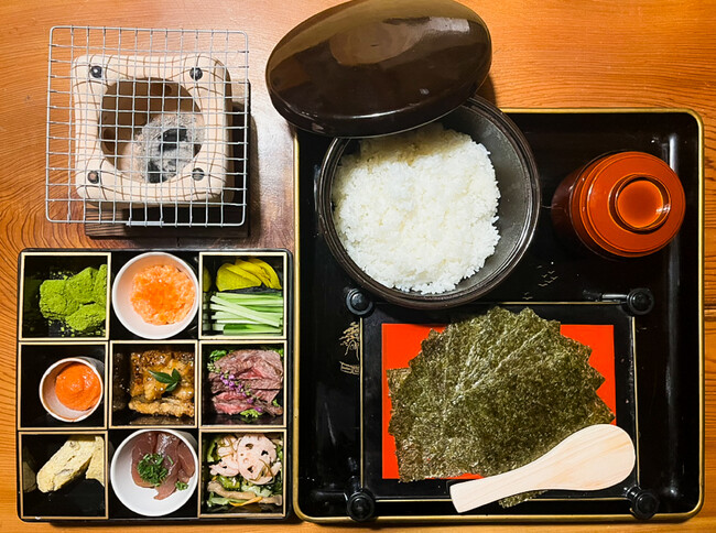 【ウッドデザインパーク瀬戸】【古民家で手巻き寿司を楽しむ新朝食プラン登場！グランピングに新たな彩りを】