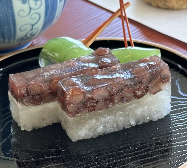 ジーエフシー株式会社、甘さ控えめ、上品な小豆の風味が魅力の新商品「道明寺流し(小豆)」を発売いたしました