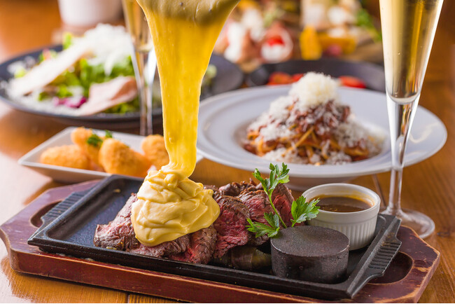 とろける幸福！千住MEATで“こぼれるチーズ”を堪能するチーズフェアを冬限定で開催！【 ビストロ千住MEAT】