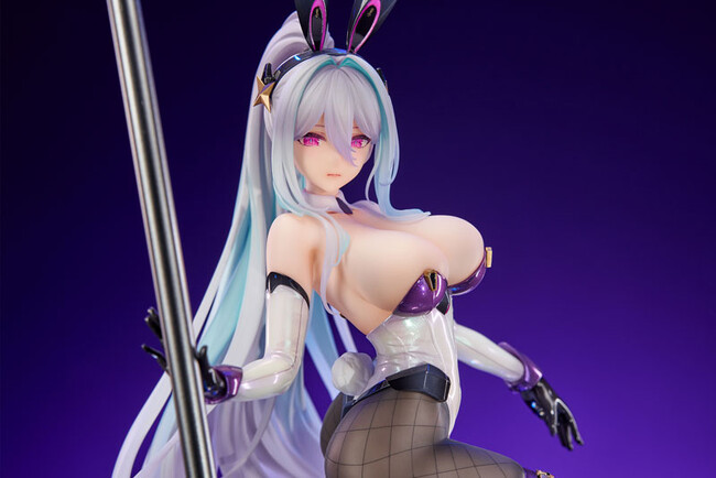 『アズールレーン』より、「キアサージ」が着せ替え「オールナイト・チャージVer.」の姿でフィギュア化。あみあみにて予約受付中。