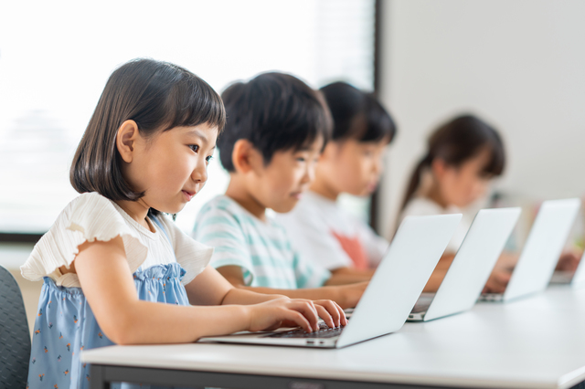 【埼玉県戸田市】コクヨ株式会社と「戸田型PBL（課題解決型学習）の学びを支える教室の実証」を開始しました！