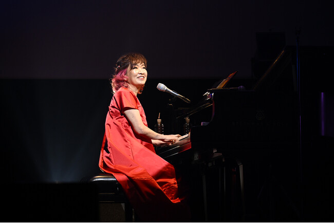 清水ミチコ万博 ～ひとりPARADE～全国ツアー、開幕！初日公演レポート到着！