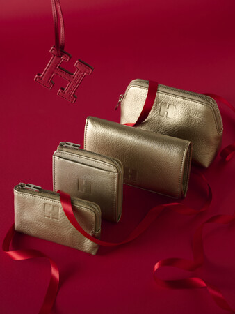 【HIROFU】限定ロゴをあしらった小物の新グループ＜HOLIDAY COLLECTION＞が登場
