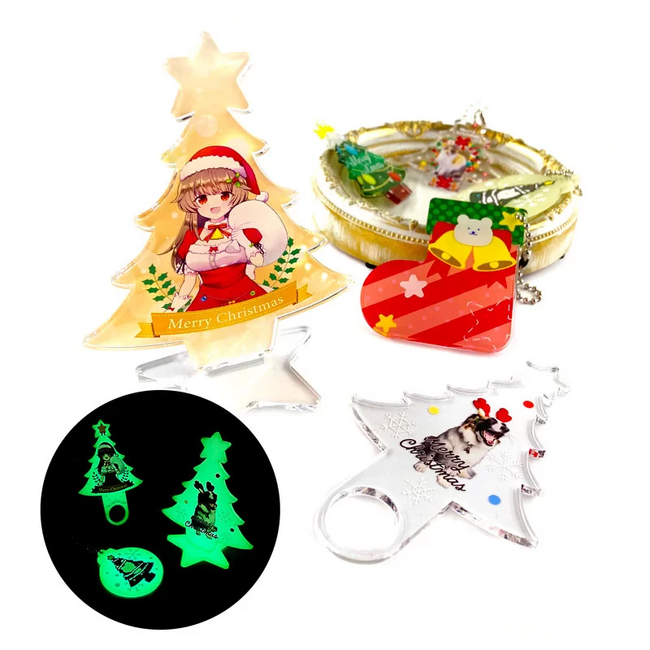 1個から作れるオリジナルアクリルクリスマスグッズ！蓄光仕様や写真映えオーナメントが簡単作成可能（2024/11/29）