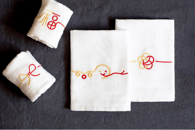 新年のご挨拶に刺繍入りのユニークなハンドタオルが新登場|トランパラン