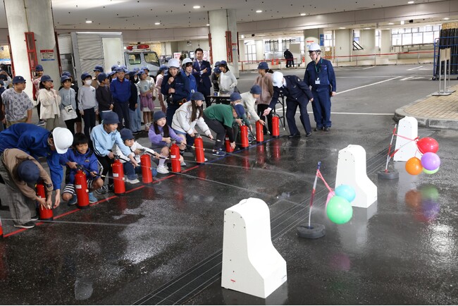 豊島区・豊島消防署協力のもと、豊島区の小学4年生 約100名が授業の一環で参加した防災体験プログラムサンシャインシティ「なんか面白い、防災体験！」実施報告