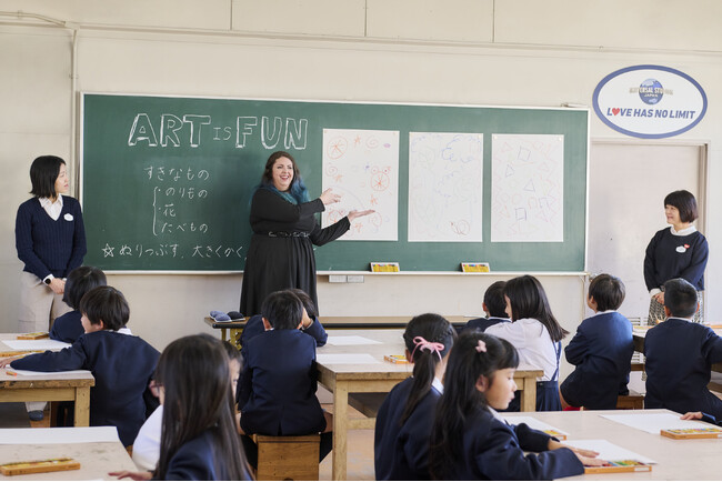 ＜「LOVE HAS NO LIMIT」CSRプロジェクト＞“NO LIMIT!”なアートの楽しさを小学生が体感！ユニバーサル・スタジオ・ジャパンが出張授業を開催