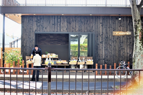 旬を迎えた松戸のレモン、直売所が盛況