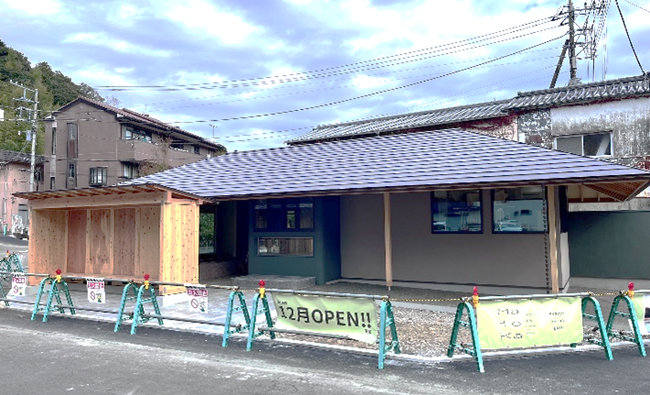 修善寺温泉街の玄関口（バスのりば）に、旅の“止まり木”となる施設を目指して　１２月１９日、バス停留所併設バウムクーヘンカフェ「MatoKa」オープン