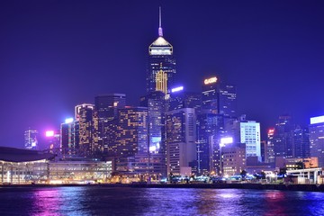 香港保険のマイプロパティが2024年12月から40代からでも資産1億円つくれる積立て型のオフショア保険の取り扱いを開始しました。