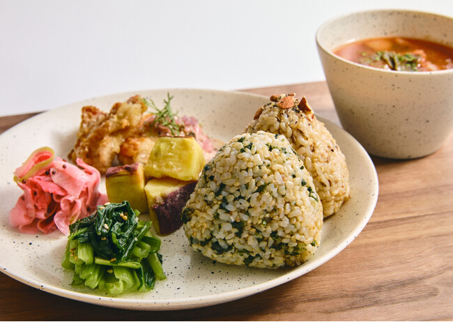 期間限定!おにぎり&サンドイッチ屋さんオープン@ウカフェ