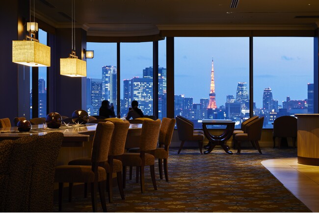 【ロイヤルパークホテル】「モエ・エ・シャンドン」フリーフローとアミューズを楽しむエグゼクティブフロアご宿泊限定サービスが登場。