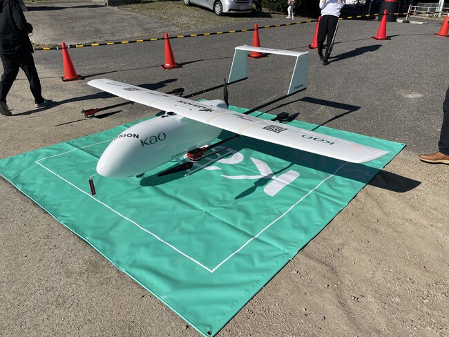 【日本初＊】固定翼機(VTOL)でレベル3.5(貨物有)、伊勢湾・三河湾を２機同時往復する実証実験に成功