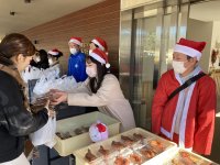 地域の未来を担うこども達へ地元企業からのクリスマスプレゼント　物価高・食材高騰の中、地元企業がこども食堂を支援