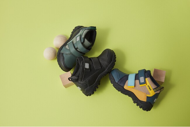 子ども靴のIFME（イフミー）が初のVibramソールを採用「IFME Vibramソールダブルベルトハイキングスニーカー」が登場