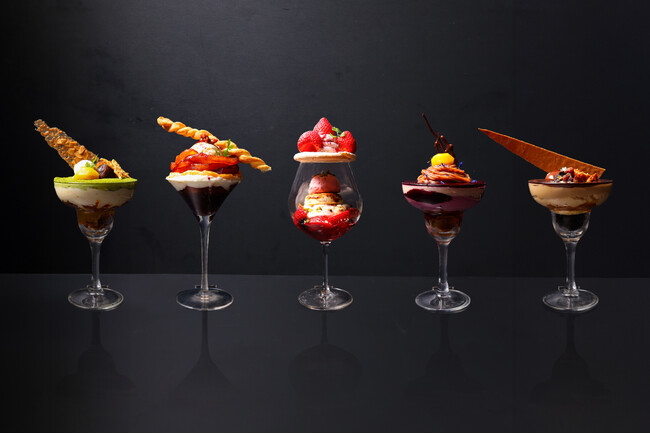 本日12/18(水)OPEN！夜パフェとお酒の専門店。＜大阪/なんば＞