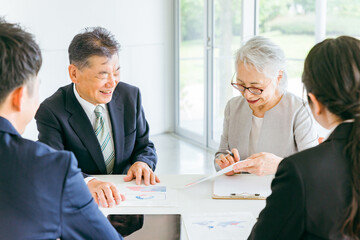富裕層向け資産運用のマイプロパティがタックスヘイブンのケイマン諸島にある元本保証されたオフショア保険の取り扱いを2024年12月に開始しました