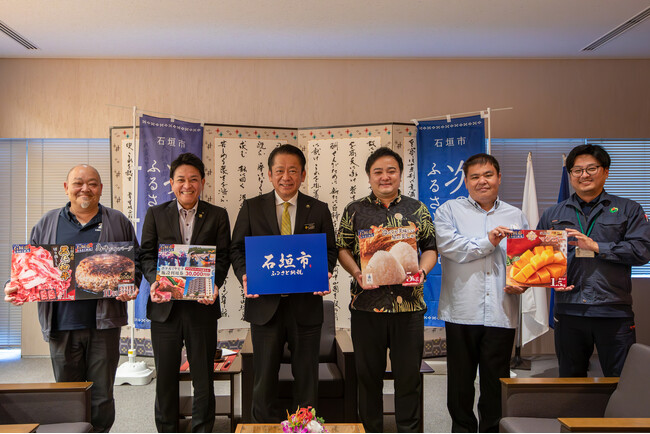 石垣市ふるさと納税で人気返礼品生産者、市長と年末座談会