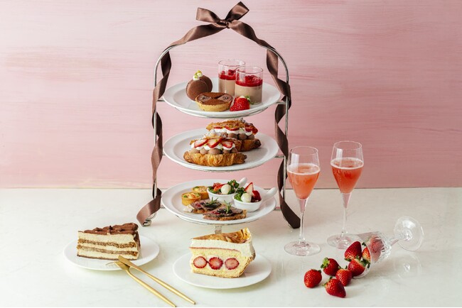 RITUEL CAFE（リチュエル カフェ）ルミネ新宿店大人気の‶苺アフタヌーンティー″第1弾「苺とショコラのアフタヌーンティー」1月11日(土)から提供開始