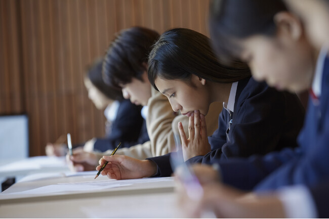 学習管理アプリ「Studyplus」の特集記事で、ライオン「ストッパ」が受験本番に備えておきたいものチェックリストを紹介