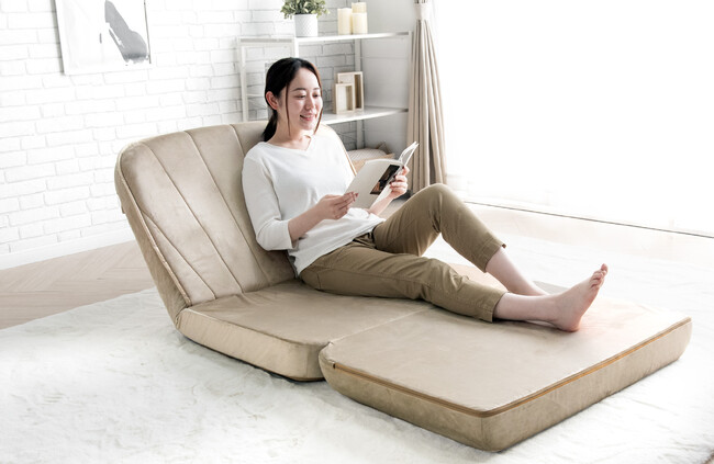 貝殻をモチーフとしたシェルデザインで大人可愛い雰囲気を演出！一人暮らし女子におすすめ♪“シェル型3wayソファベッド”発売