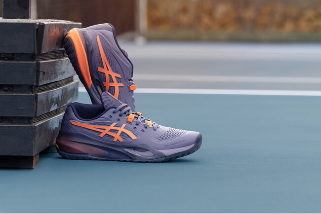 安定性と快適性を追求したテニスシューズの最新作「GEL-RESOLUTION X」を発売