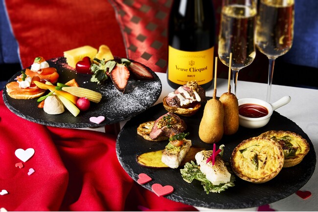 【アロフト大阪堂島】恋人同士ロマンチックタイムで小さな一口で味わう幸せを！