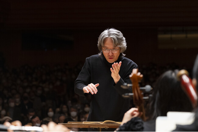 バッハ・コレギウム・ジャパン 新春の欧州ツアー　鈴木優人、自身の補筆校訂版《レクイエム》を携え、BCJを率いる初の海外公演へ