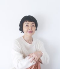 「美容手帖」「ハーバー公式オンラインショップ」にて、俳優・エッセイストの小林聡美さんによるエッセイ『日日是ココロユルビ』1月20日(月)連載スタート！