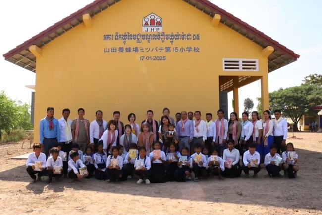 カンボジアでの15校目となる学校寄贈活動　これまでに巣立った卒業生は5,000人以上