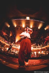 【MUSIC ON! TV(エムオン!)】2025年に結成25周年、デビュー20周年!UVERworldオリジナル密着特番×2+全国ツアーファイナル公演3番組を計3時間にわたって2ヶ月連続放送!1月は東京ドーム公演ティザー映像の撮影に密着!エムオン!で1/26(日)夜10時~放送!