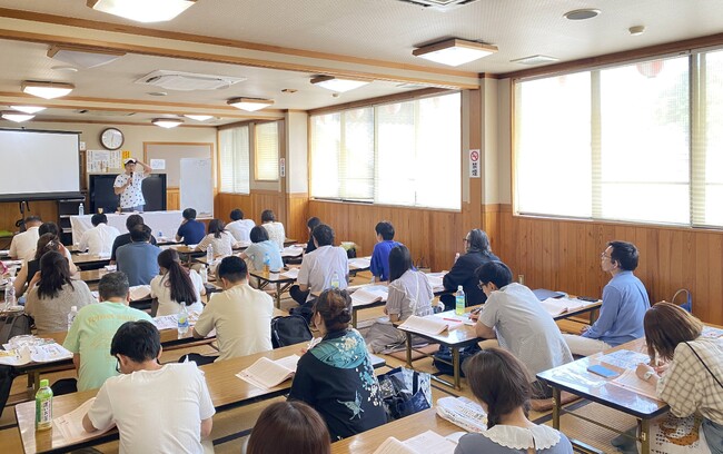 湯河原のおふろcafe HITOMAにて、温泉についての知識や入浴法を学ぶ「温泉ソムリエセミナー」を開催します