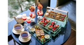 アフタヌーンティーがついに登場!『ストロベリーアフタヌーンティー ~いちごと優雅なひととき~』2/3(月)より平日限定で開催【ヒルトン横浜】 アフタヌーンティーがついに登場!『ストロベリーアフタヌーンティー ~いちごと優雅なひととき~』2/3(月)より平日限定で開催【ヒルトン横浜】