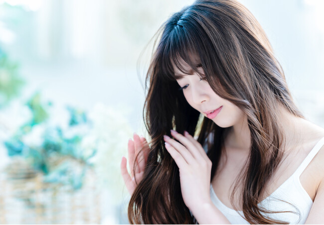 ヘアケアのQ&Aを薬機法知恵袋に追加！髪のうねりは？