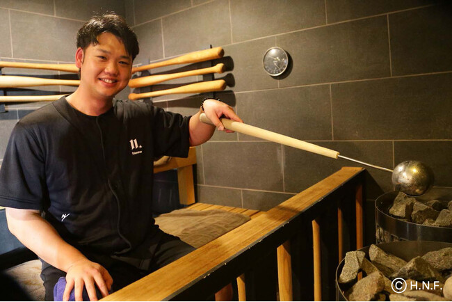 北海道産トドマツの間伐材から抽出したアロマを活用したウェルネス・サウナ体験を提供