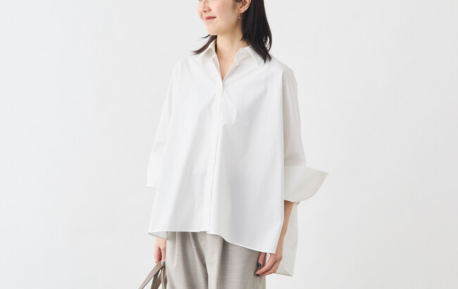 袖全体が「カフス」。「ボクシーカフスブラウス」新登場。大人女性がきちんと着られる、ハンサムなビッグシルエット