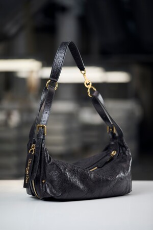 【DIOR】「D-ジャーニー」バッグのサヴォワールフェールを公開