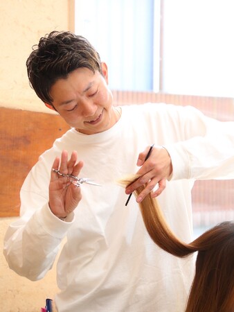 【JAF大分】美容師によるヘアアレンジ実演「CYCLE EXPO ２０２５」 にＪＡＦブースを出展