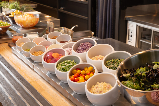 【ザ ロイヤルパーク キャンバス 名古屋】ライブ感も楽しい”鉄板“名古屋めしを洋風アレンジで 朝食ブッフェリニューアル