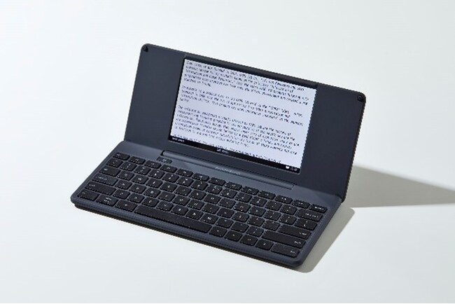 テキスト入力に特化したデジタルメモ「ポメラ」DM250をベースとした、アメリカ合衆国向けの新モデル pomera DM250US発売