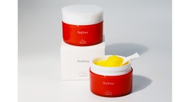 「じゅわっと溶かして、しっかり落﻿とす」サジーベリー×濃密バターで潤いと毛穴ケアを叶えるクレンジングバター新発売