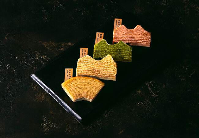 成田空港に誕生！「ねんりん家CAFE&DINER」の看板メニュー『バームクーヘンテイスティングアソート』が春限定で苺香る一皿に