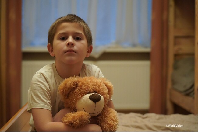 【ウクライナ危機から3年】暴力の前に「沈黙」を強いられる子どもたち。その心のうちの「声」