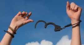 【潜在意識の思い込みをなくすトレーニング】認知の歪みや無価値感、脳と無意識のネガティブな思い込みを外す、捨てる、手放す!(幸せになってはいけない、自分には無理) 【潜在意識の思い込みをなくすトレーニング】認知の歪みや無価値感、脳と無意識のネガティブな思い込みを外す、捨てる、手放す!(幸せになってはいけない、自分には無理)