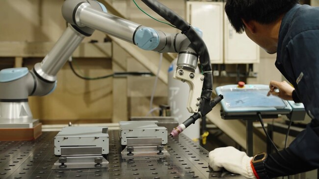 精密板金加工業 3社が溶接工程の自動化・省力化に成功