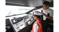 【春休み・キッズ船長体験クルーズ×ランチブッフェ】／ヨコハマ グランド インターコンチネンタル ホテル　3月1日（土）10:00より予約開始